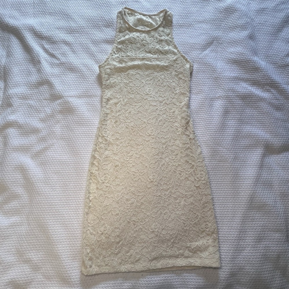 Hollister Size XS Sleeveless Lace Bodycon Dress in Cream Mini Ivory Tank Dress